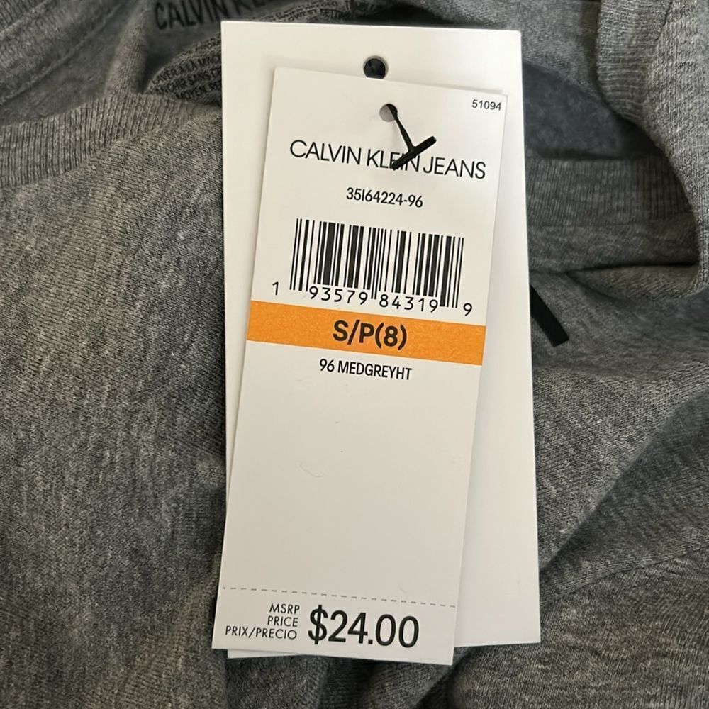 NWT Calvin Klein Jeans Boy’s Logo Short Sleeve T-Shirt Medium Gray Heather S(8) - Picture 6 of 6